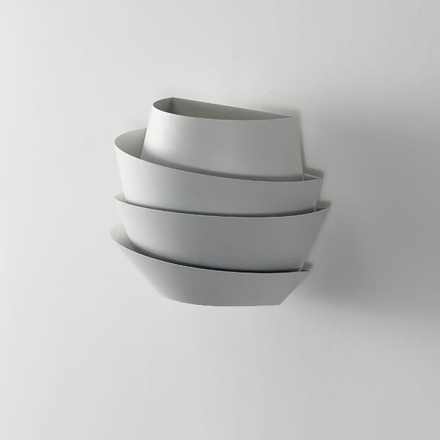 Lampada da parete scandinava NordGlow con due sorgenti luminose