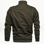 Chaqueta de invierno acolchada para hombre con cuello alto – Estilo utilitario y comodidad para el frío