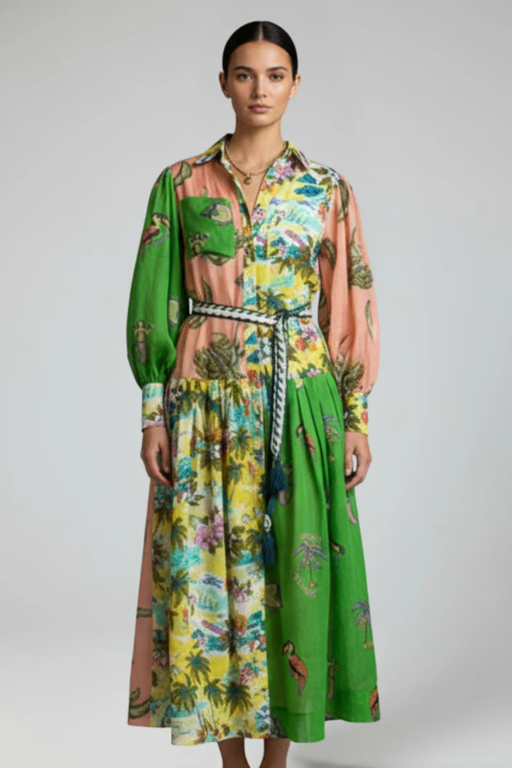 Abito Flowy – Silhouette Stampata con Effetto Sovrapposto