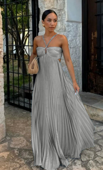 Robe longue plissée pour femme à col licou et dos nu