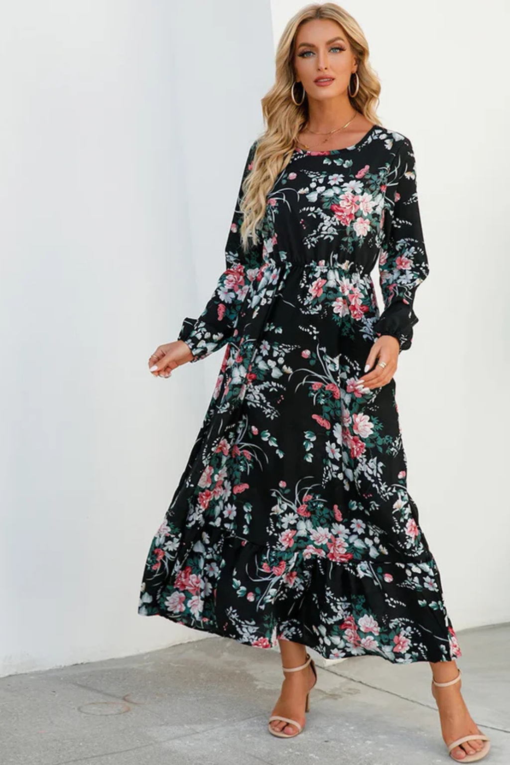 Blomsterkjole Boho Silhuet Elegant Sommerstil