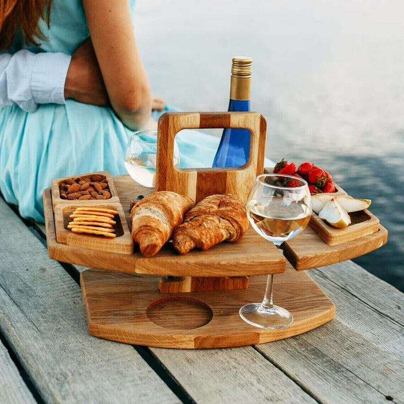Fleksibelt Træ Picnicbord – Sammenklappeligt Udendørs Serveringsbord med Holdere til Glas og Flasker | Ideelt Picnicudstyr til Strand, Park og Have