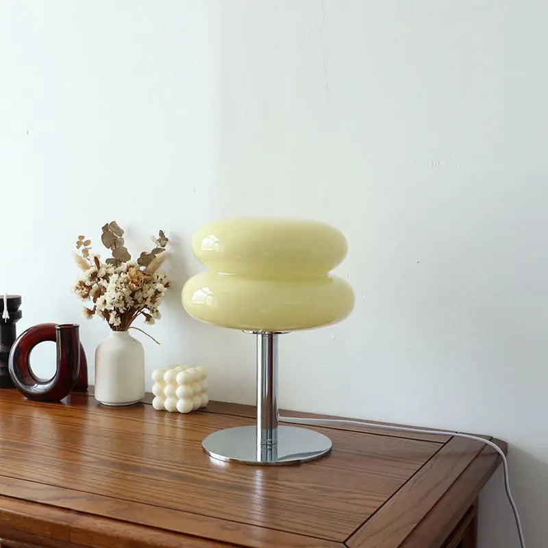 Lampada da tavolo retrò in stile Bauhaus italiano