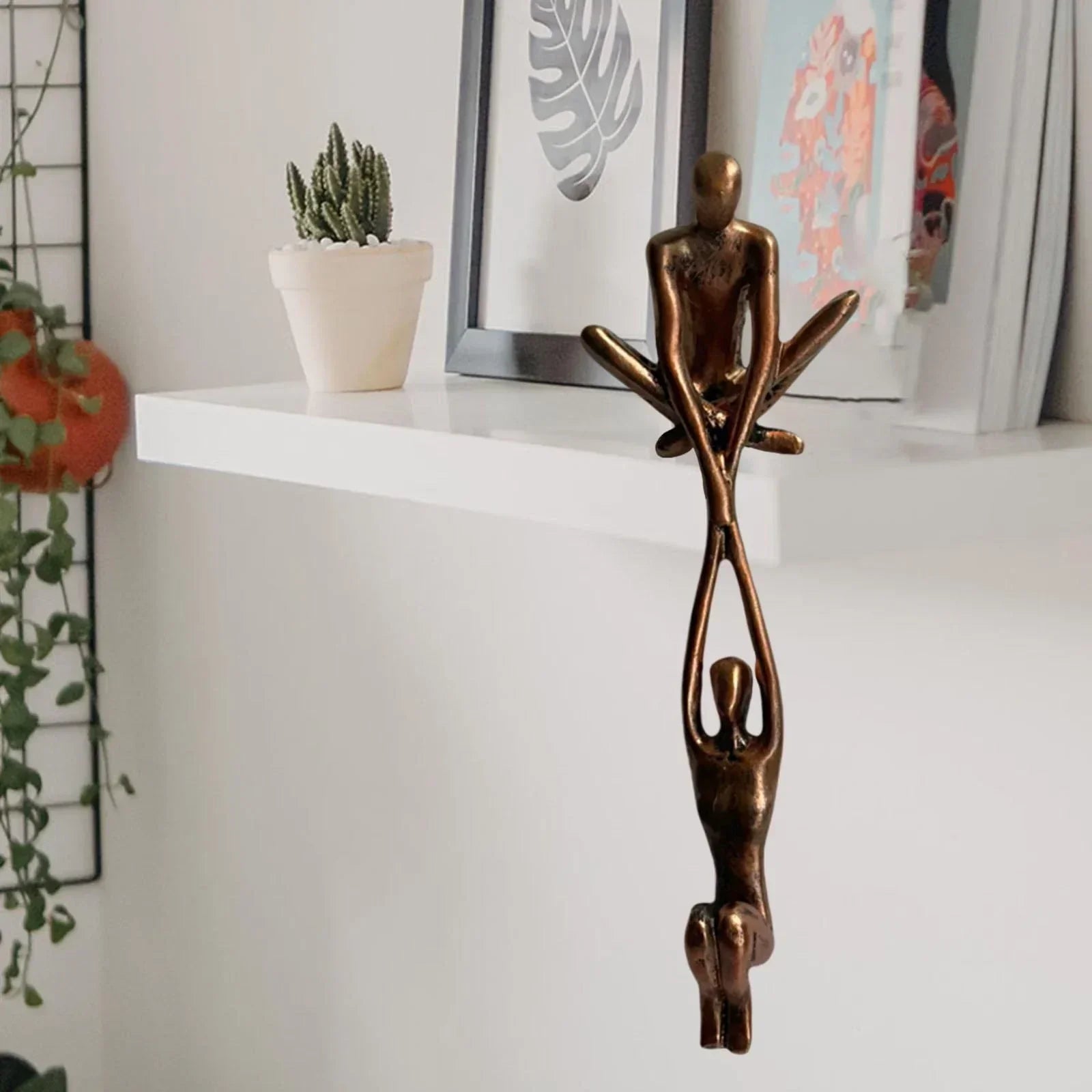 Eternal Love & Strength Sculpture – Modern Resin Home Decor | Symbolic Ornament & Gift