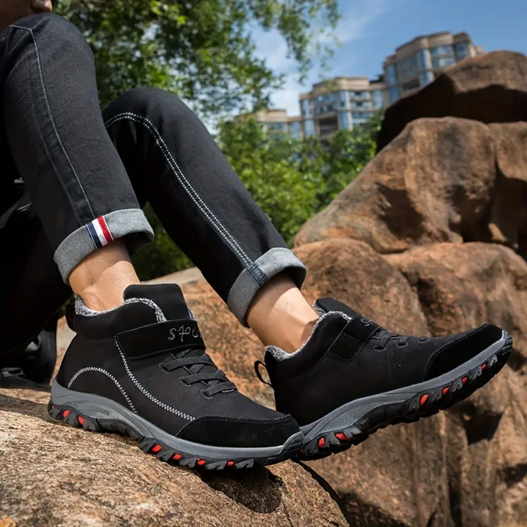 Varme Unisex Vinterstøvler | Plysforede & Ideelle til Udendørs Brug