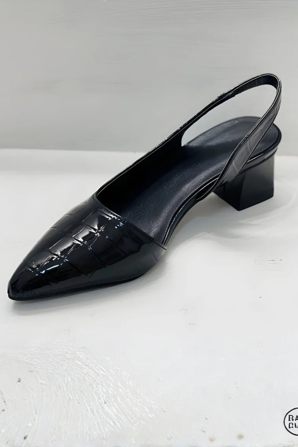 Slingback Pumps med Spids Tå og Lav Hæl