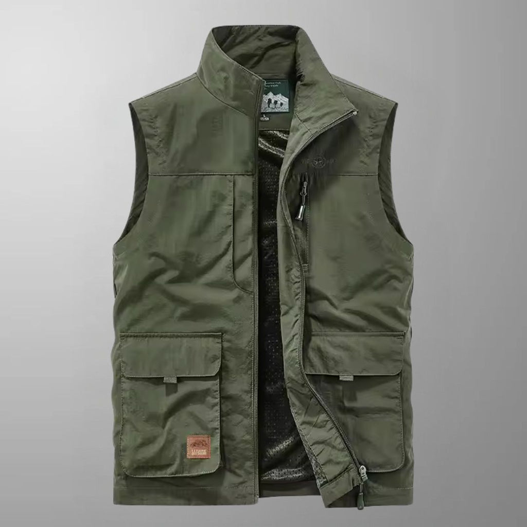 Chaleco cargo outdoor de hombre con múltiples bolsillos