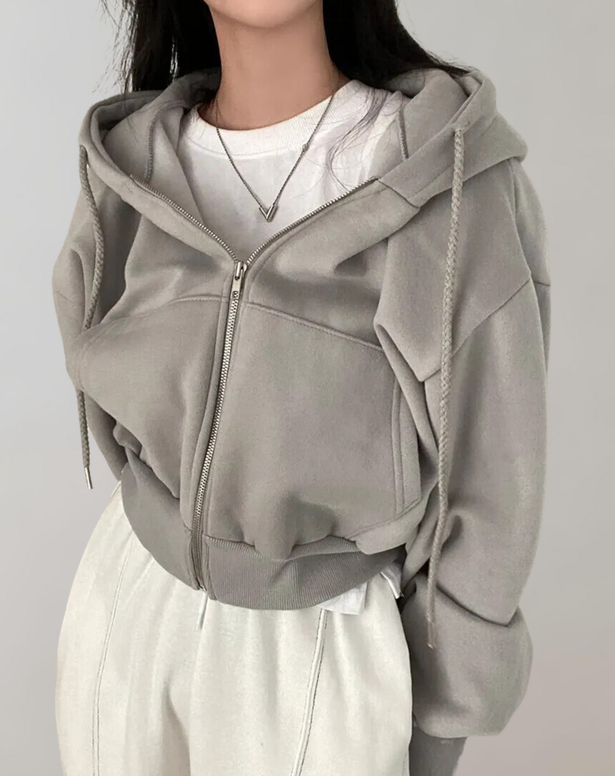 Felpa Donna con Cappuccio e Zip Integrale dal Fit Rilassato