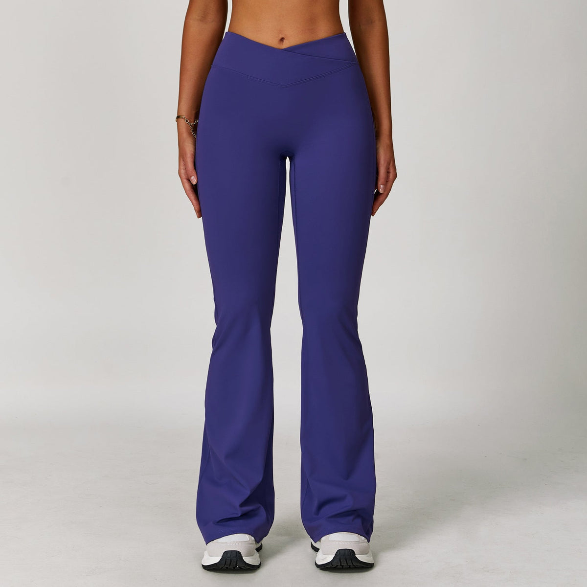 Pantaloni Yoga Donna a Zampa con Vita Incrociata – Comfort e Silhouette Modellante