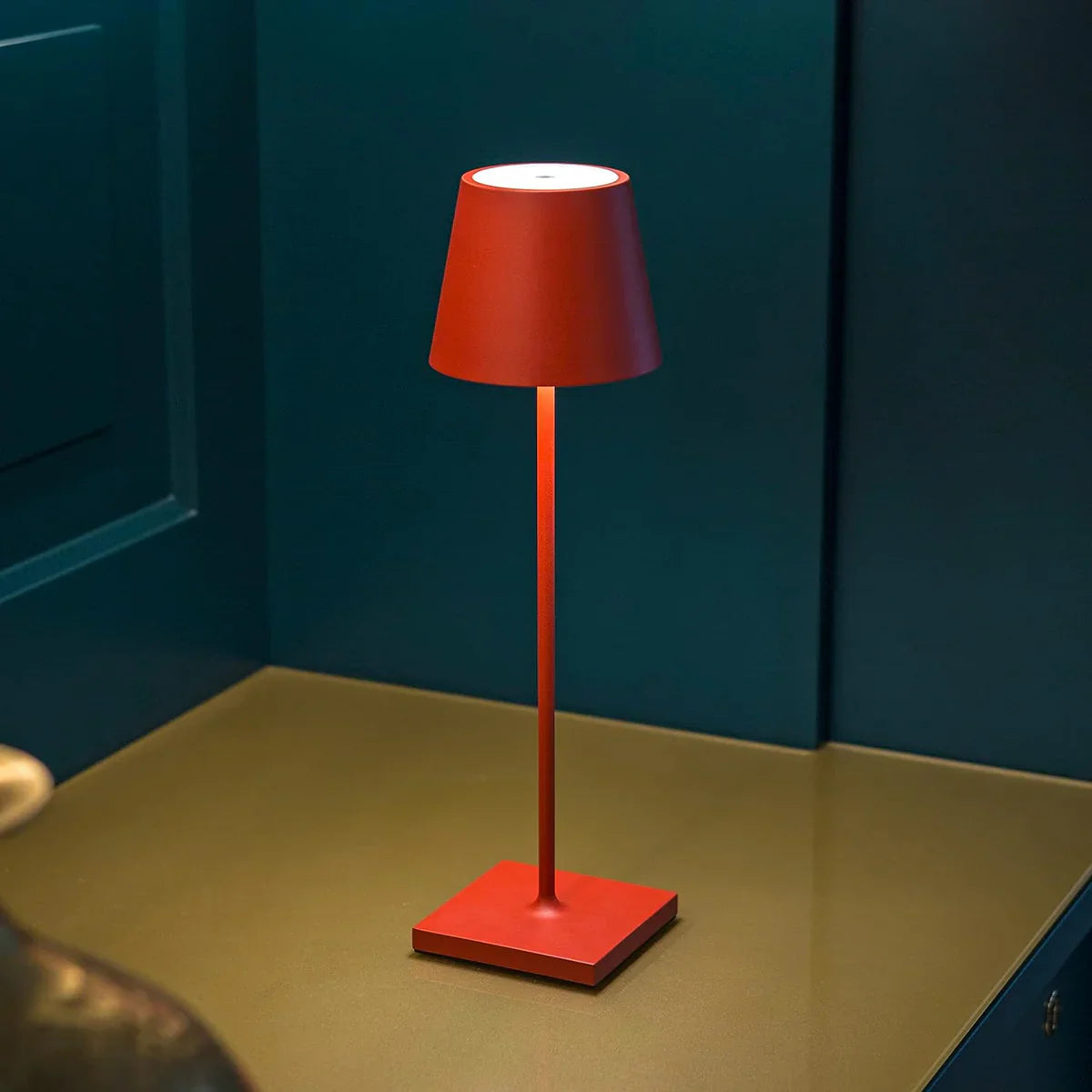 Lampada da tavolo lunga dimmerabile - LumiLuxe