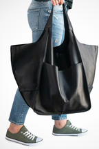Blød Hverdags Tote med Rummeligt Design og Enkel Stil