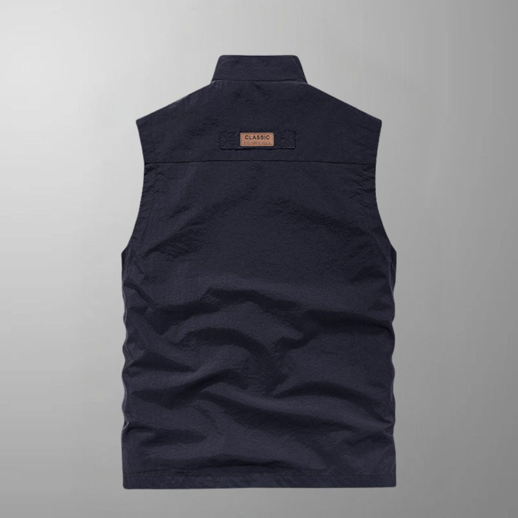 Chaleco cargo outdoor de hombre con múltiples bolsillos