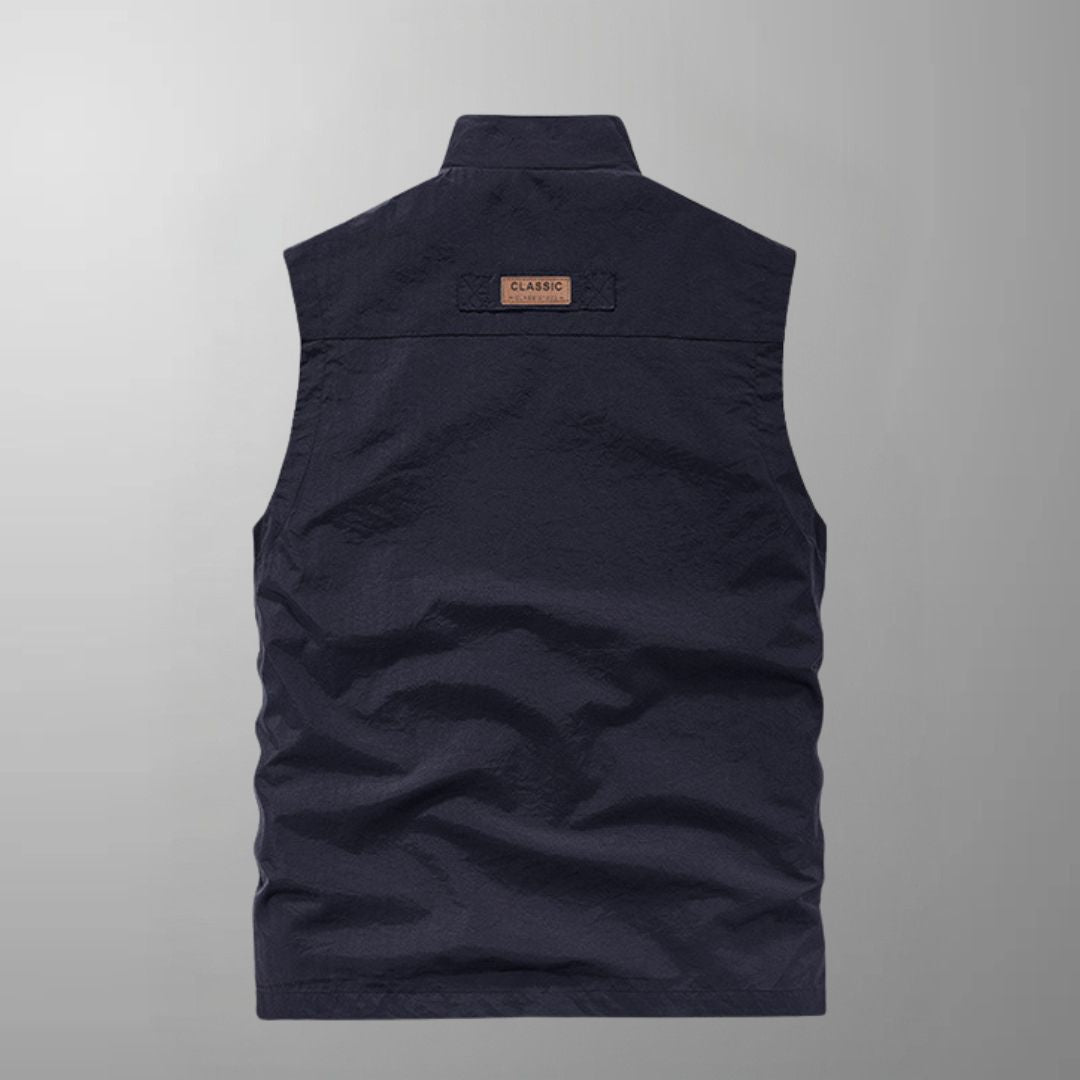 Chaleco cargo outdoor de hombre con múltiples bolsillos