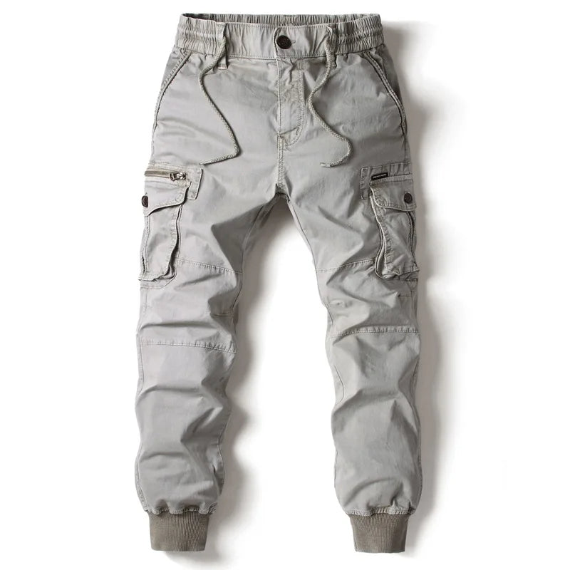 Miesten monitaskuiset cargo-joggerit streetwear-tyyliin