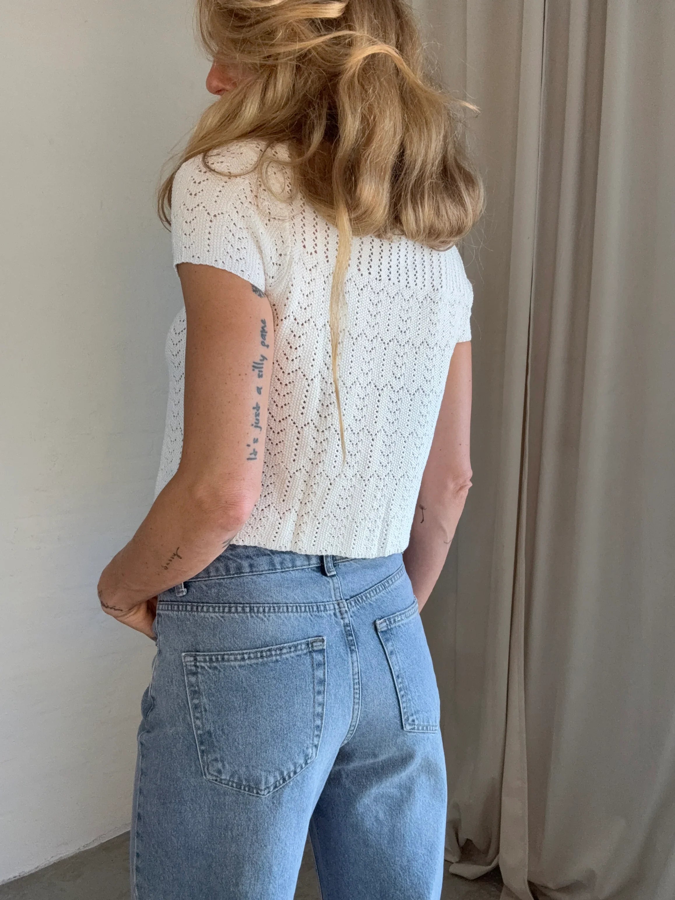 Top in Pizzo Cropped con Struttura