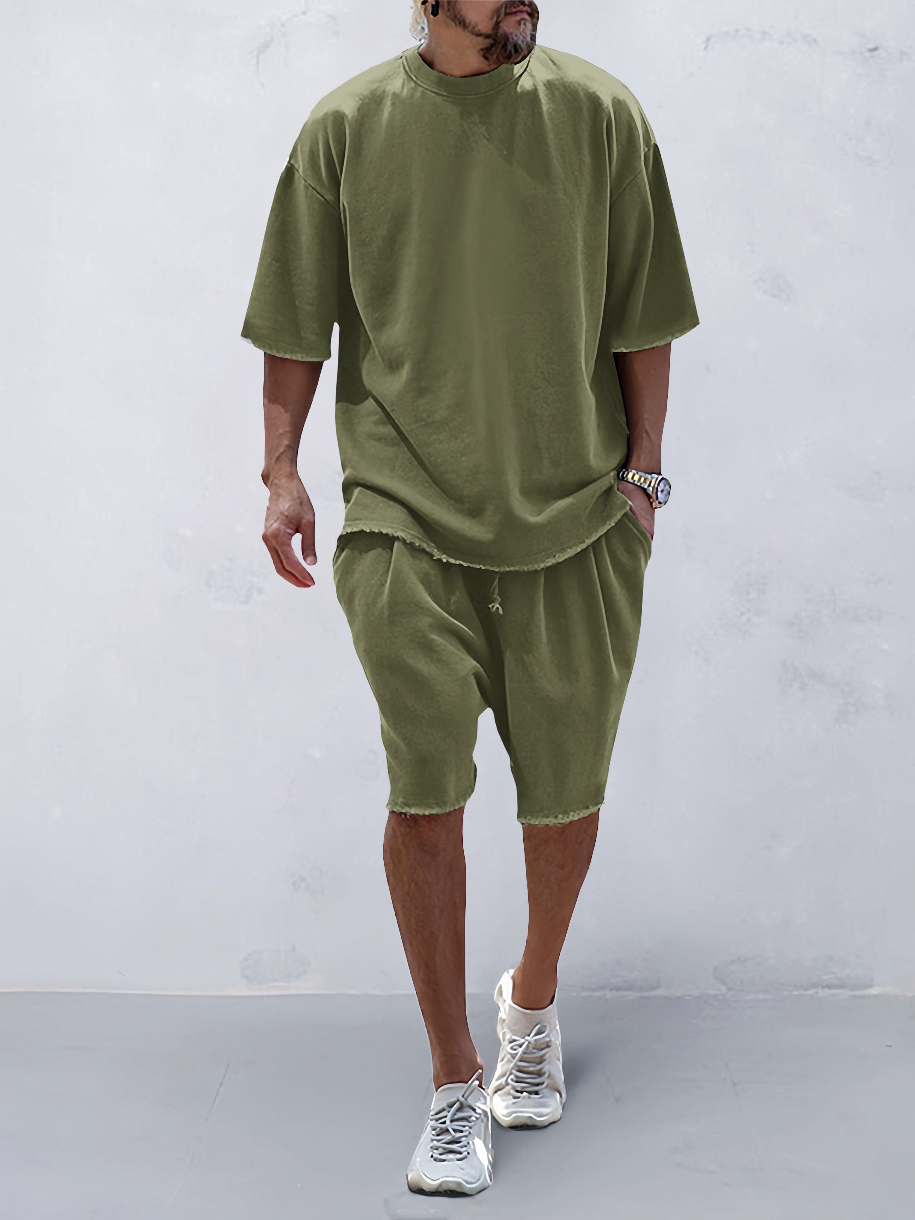Completo Sportivo Uomo dalla Vestibilità Relaxed