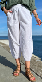 Pantaloni in Cotone con Fit Barrel e Vita Elastica