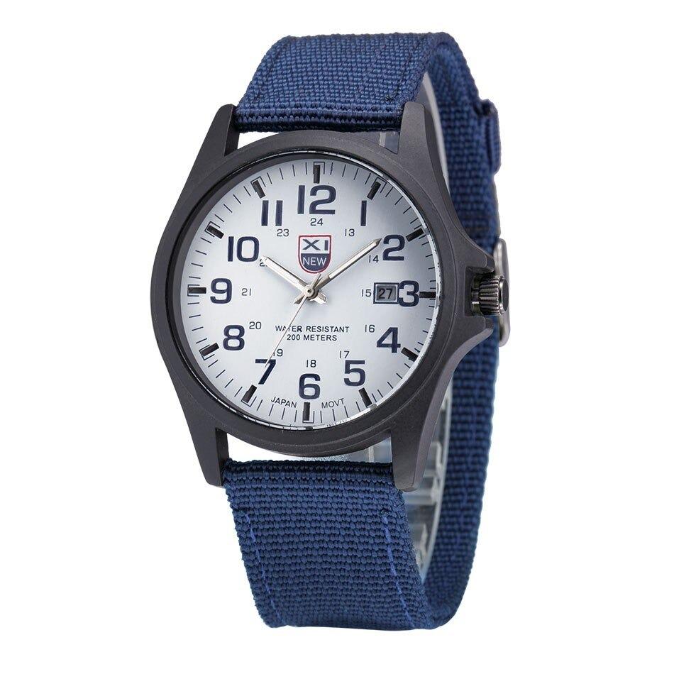 Orologio Tattico Illuminato - Perfetto per Sfide Quotidiane e Avventure all'Aperto