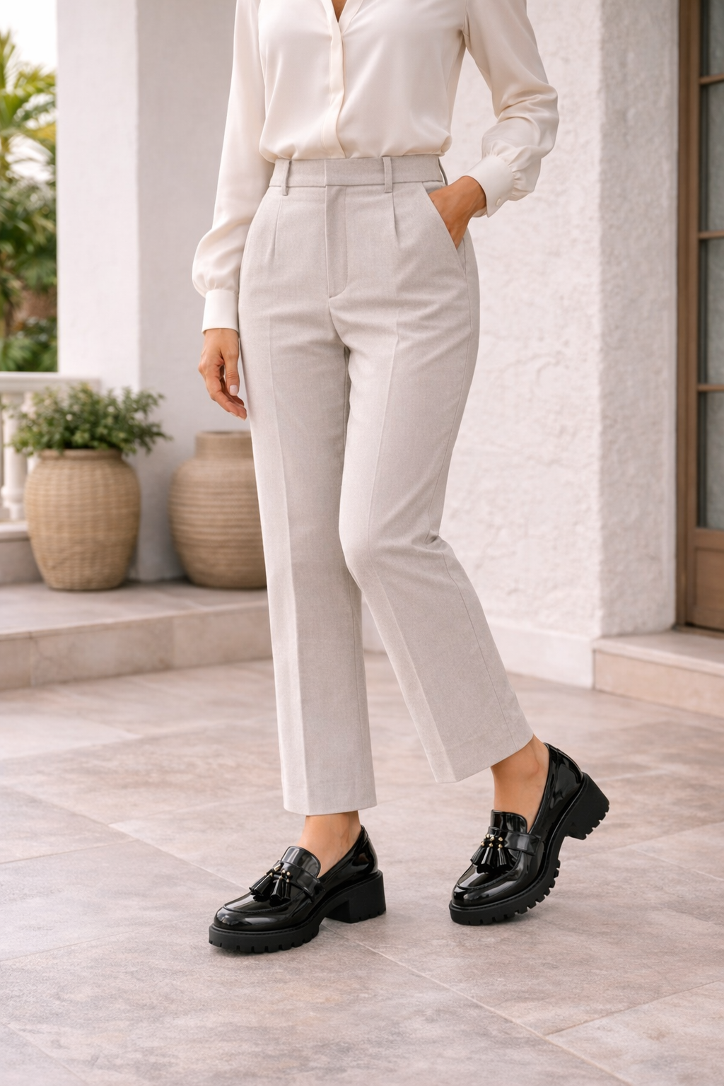 Mocassini da Donna in Vernice con Nappine e Suola Platform