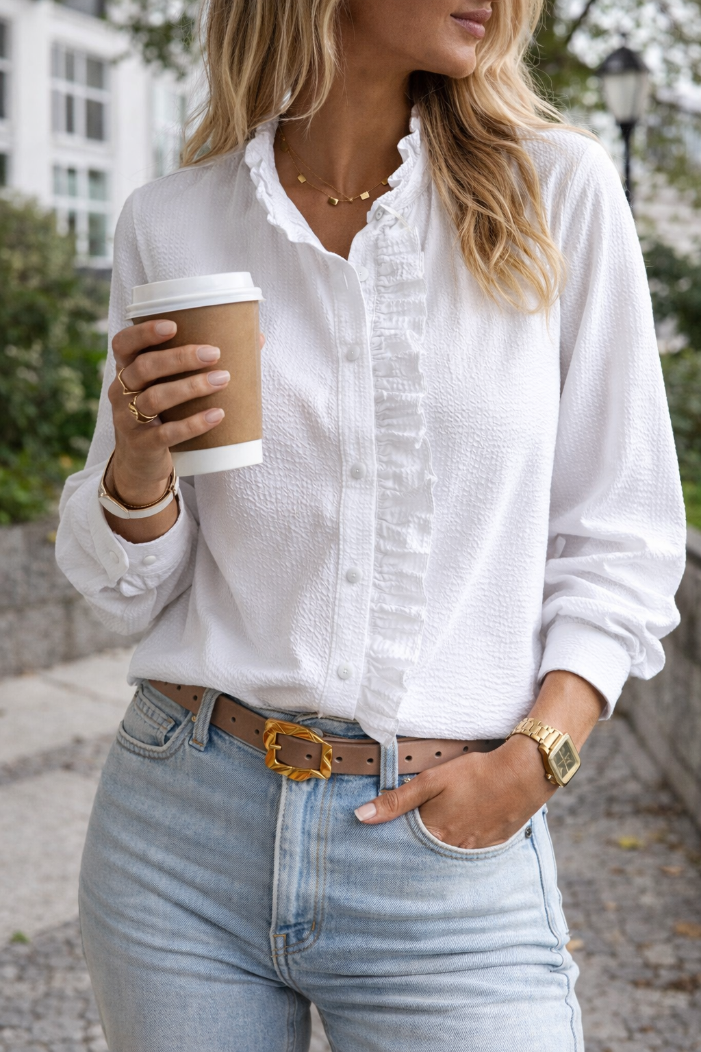 Blusa con Volant e Bottoni da Donna