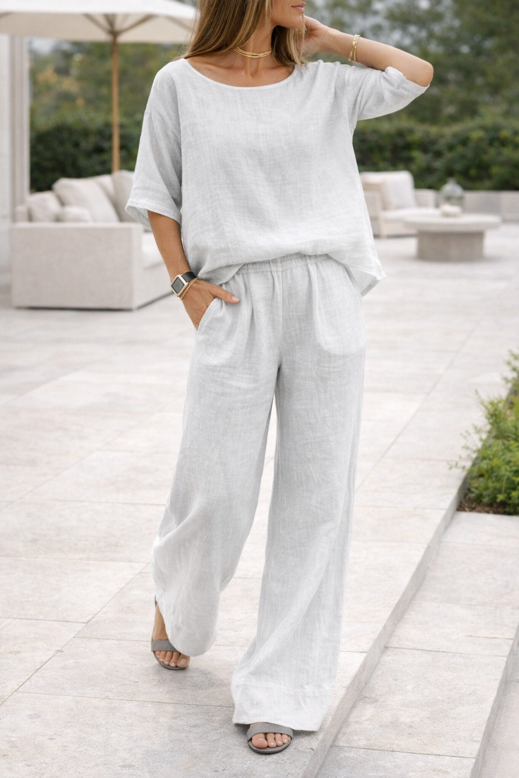 Completo da Donna in Misto Lino con Pantaloni a Gamba Larga