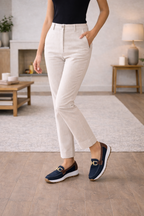 Mocassini Slip-On Effetto Camoscio con Morsetto Decorativo