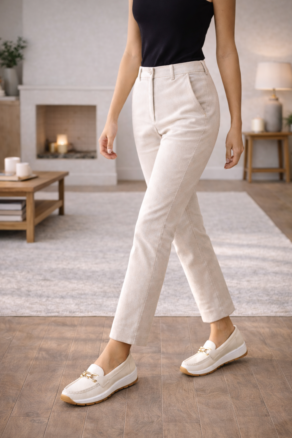 Mocassini Slip-On Effetto Camoscio con Morsetto Decorativo
