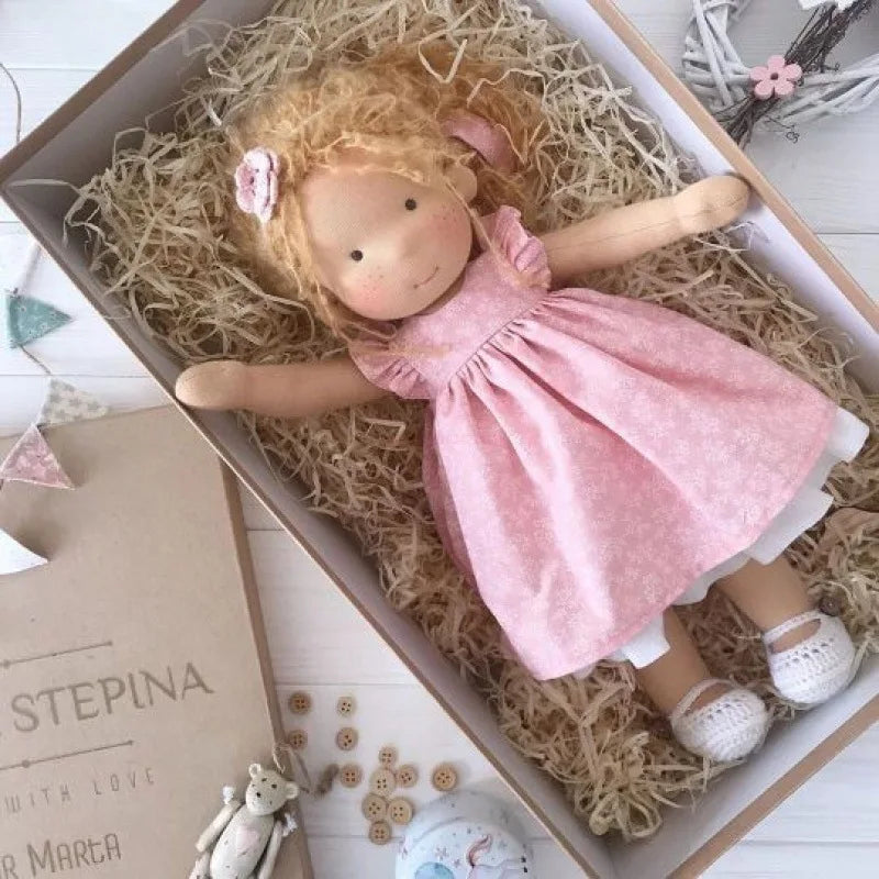 Doll in Peluche Morbido per Gioco Creativo – Design Confortevole per Gioia Quotidiana