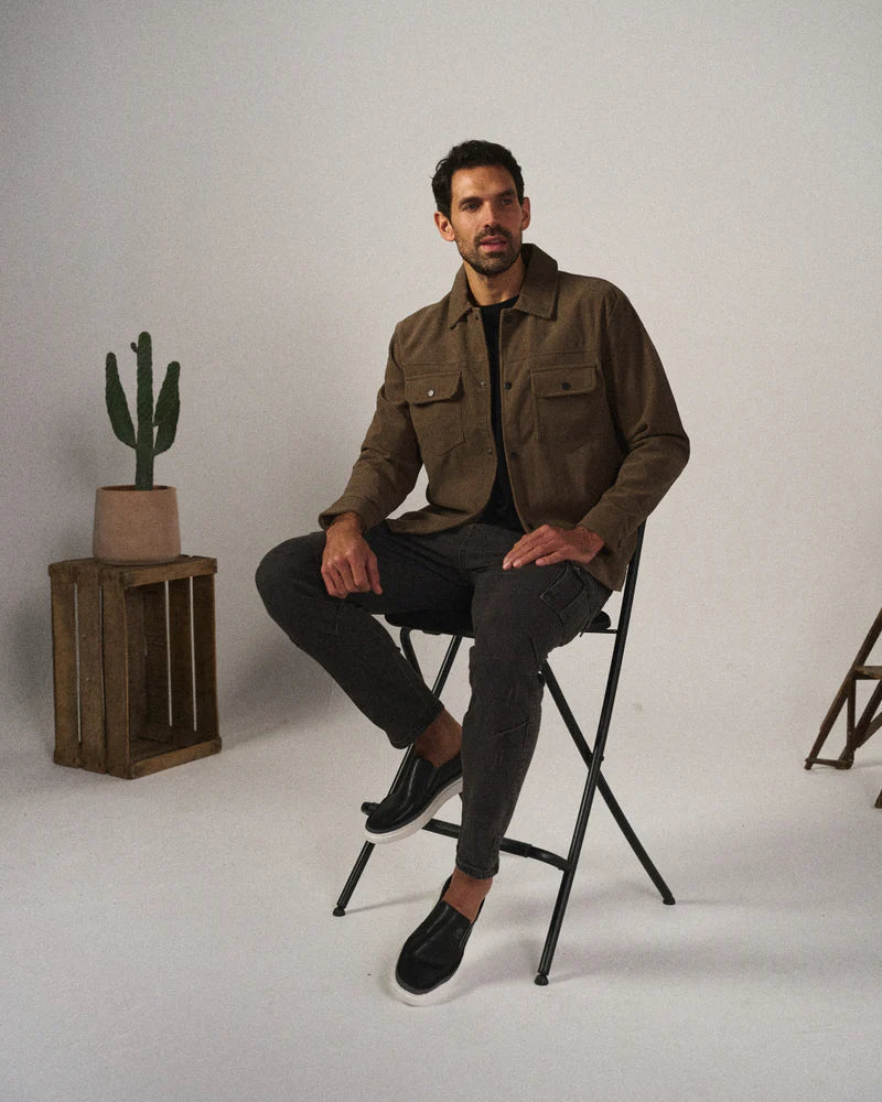 Zapatillas sin cordones para hombre de piel ligera – Calzado casual cómodo y elegante