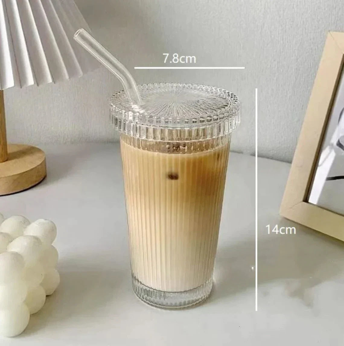 Bicchiere da Bere Stiloso con Design Moderno