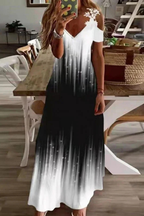 Maxi Abito – Silhouette Floreale con Dettagli Cold-Shoulder