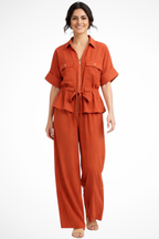 Set con Fiocco Anteriore – Camicia Casual & Pantaloni a Gamba Larga