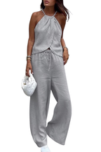 Set Halter con Pantaloni Larghi – Elegante Look Estivo a Due Pezzi