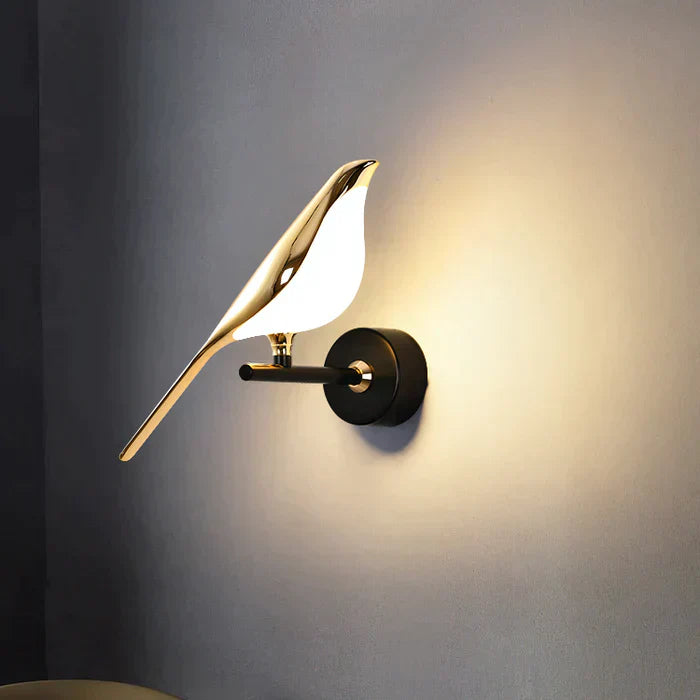 Moderne Væglampe til Fugle - AviaryGlow