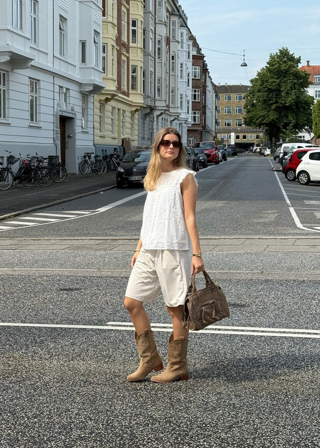 ANFINITE Bermuda Shorts i Habitstil