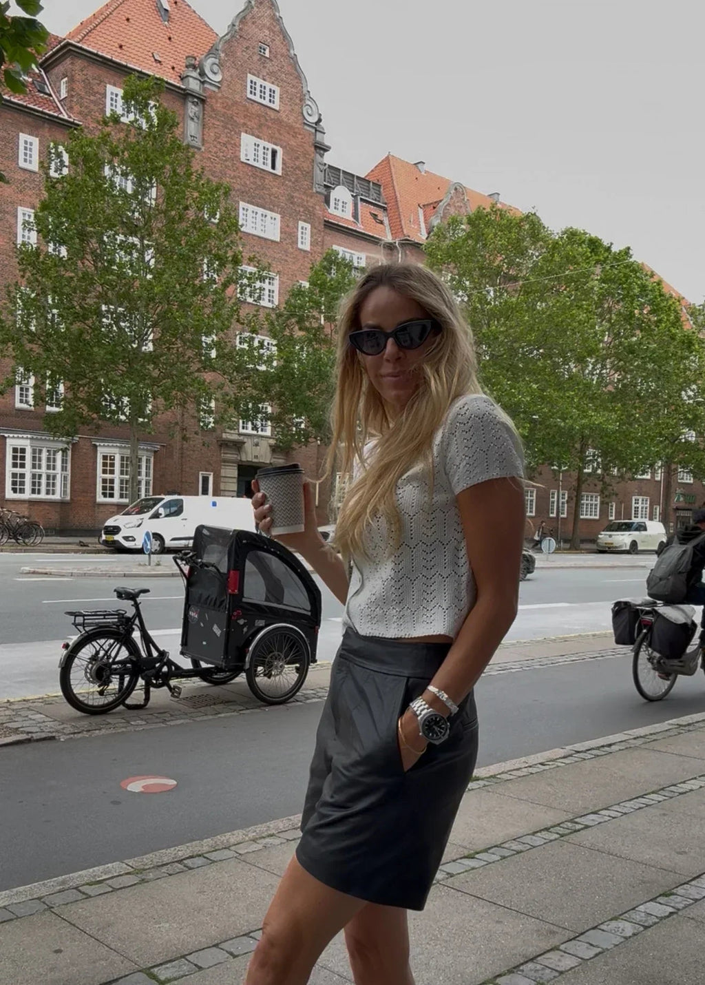 Dametop Blonde Struktur Cropped Silhuet