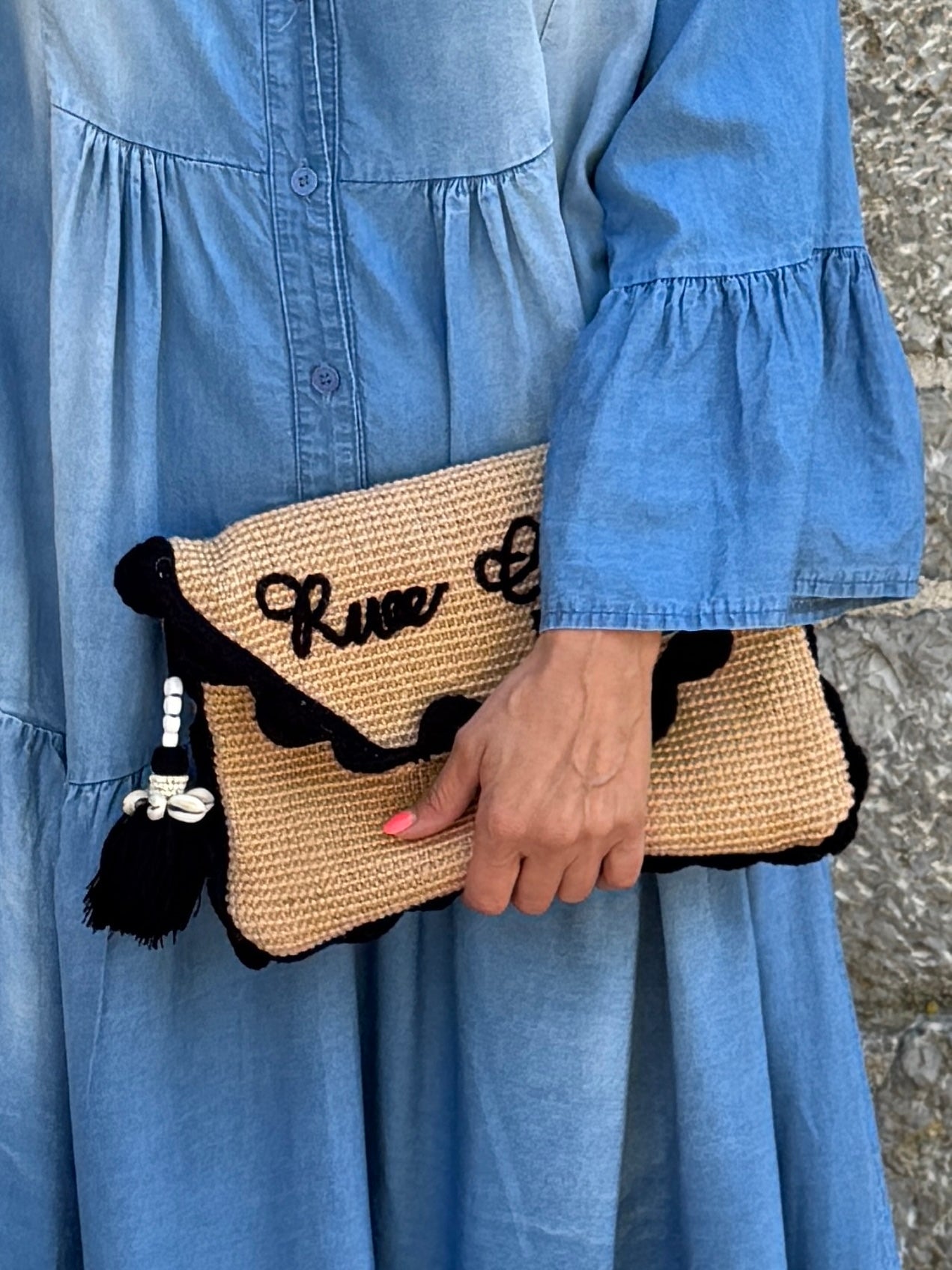 Borsa Clutch con Bordo a Contrasto e Chiusura a Zip