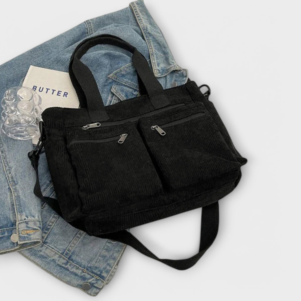 Borsa Karen con Ampio Spazio e Design Senza Tempo
