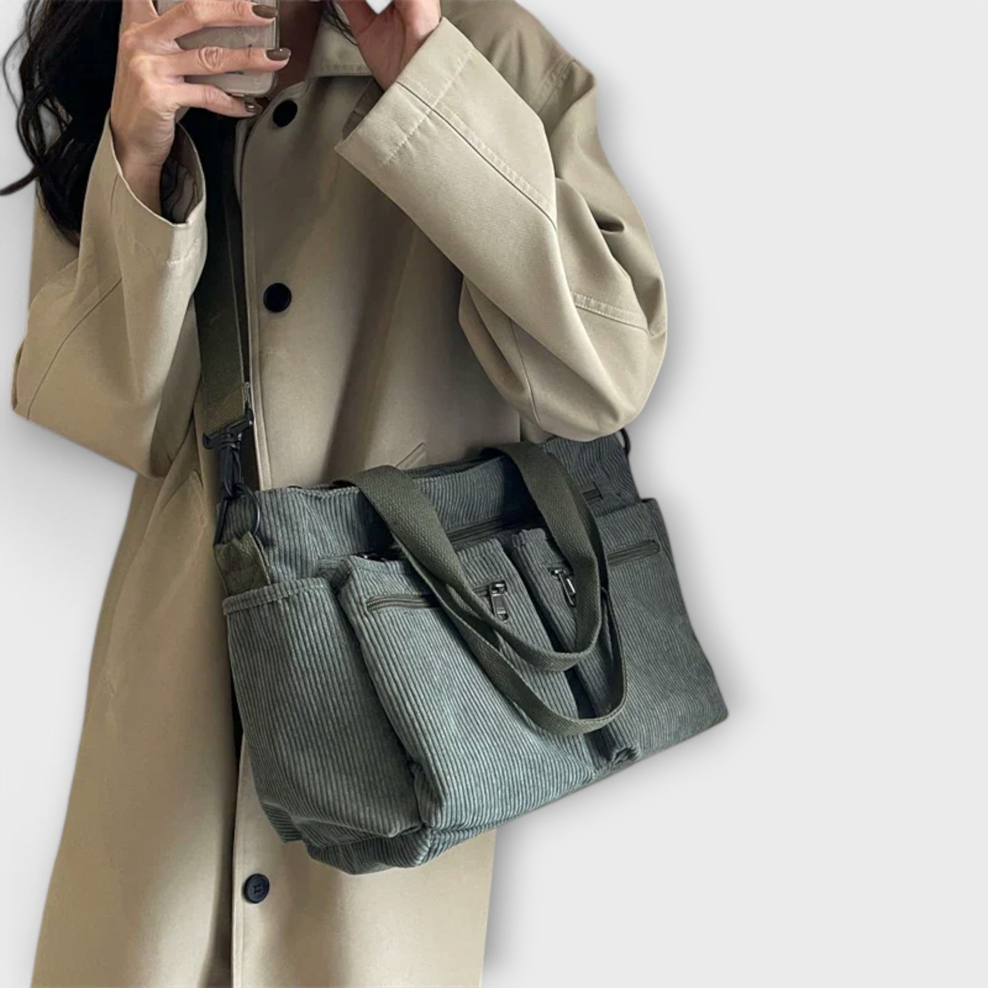 Borsa Karen con Ampio Spazio e Design Senza Tempo