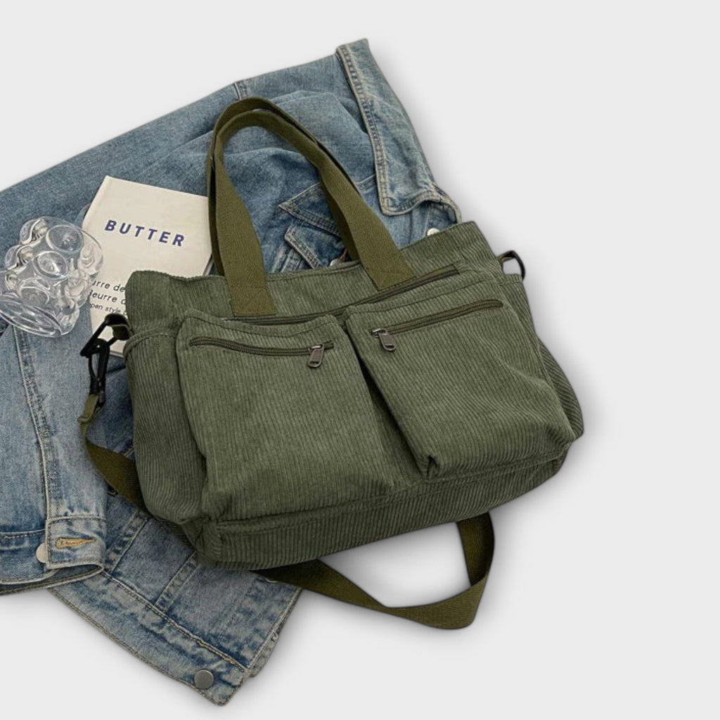 Borsa Karen con Ampio Spazio e Design Senza Tempo