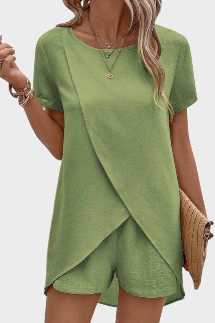 Completo Donna Camicia Pantaloni Corti Silhouette Elegante Comfort
