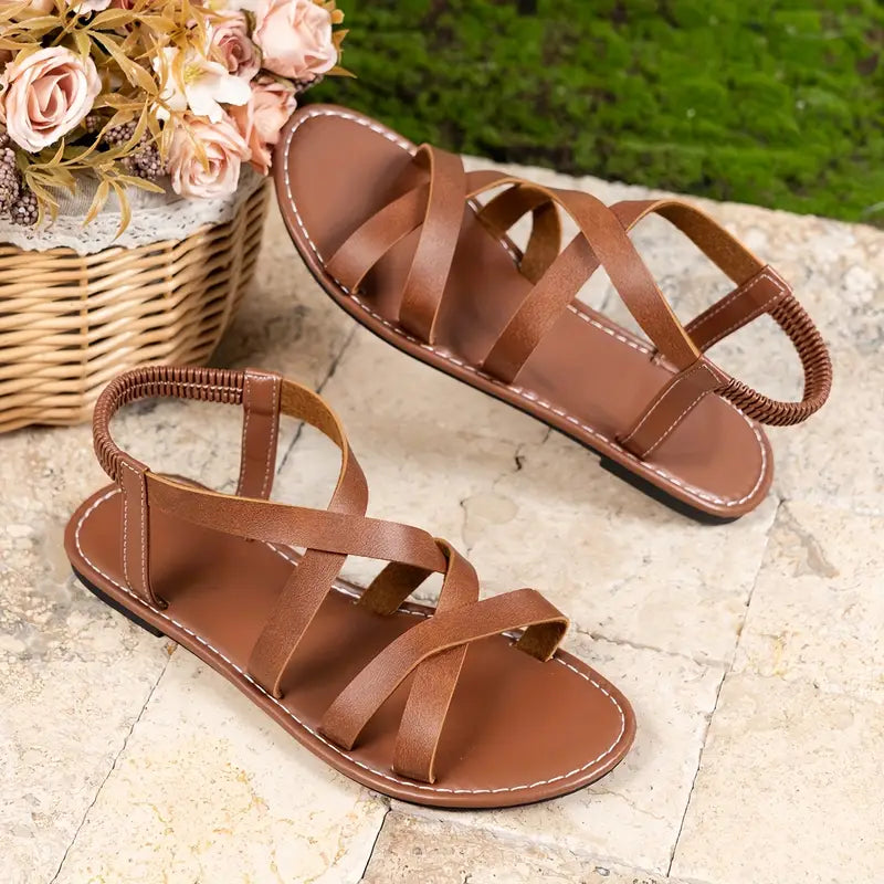 Sandales basses pour femme de style romain avec brides croisées