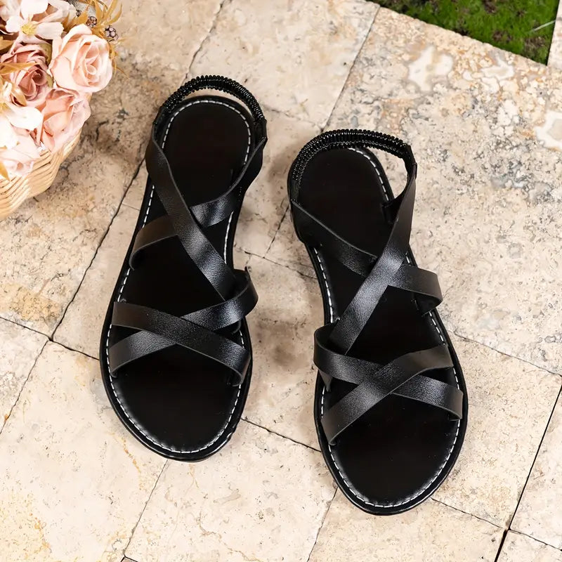 Sandales basses pour femme de style romain avec brides croisées