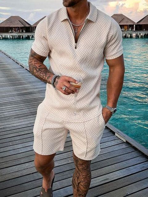 Conjunto casual de hombre con estampado colorido