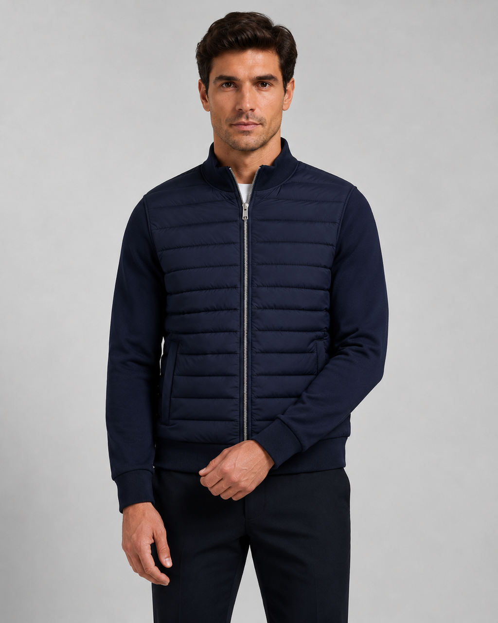 Chaqueta híbrida acolchada de hombre con mangas de punto