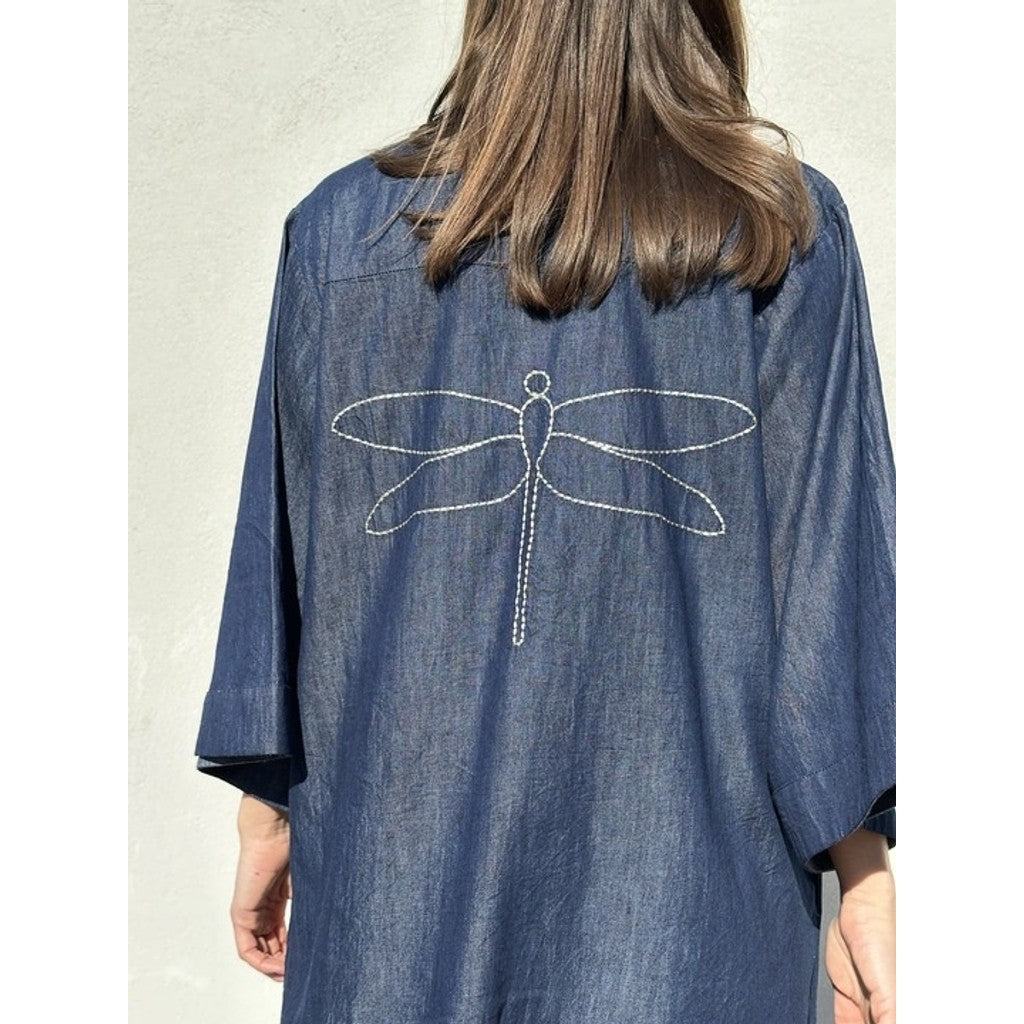 Abito in Denim Corto Silhouette Eleganza Moderna