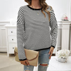 Pull léger pour femme en mélange de coton – col rond, coupe ample et épaules tombantes