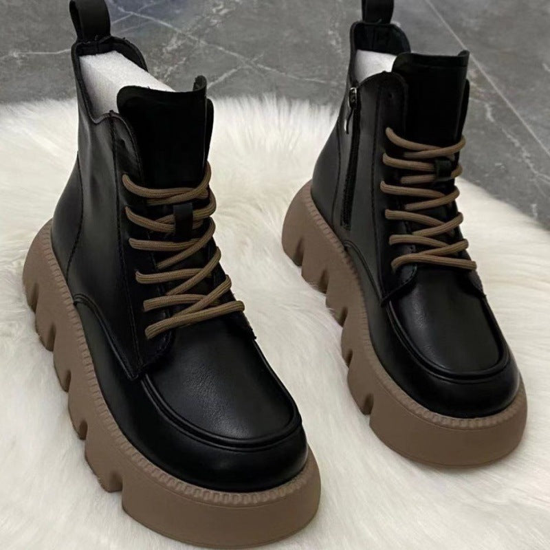 Botines militares de mujer con plataforma, cordones y cremallera