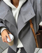 Giacca Corta Donna Elegante con Collo Alto