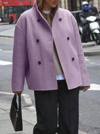 Abrigo de mujer oversize cruzado con cuello alto